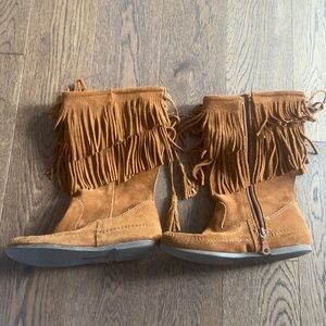 MINNETONKA Tassel Boots